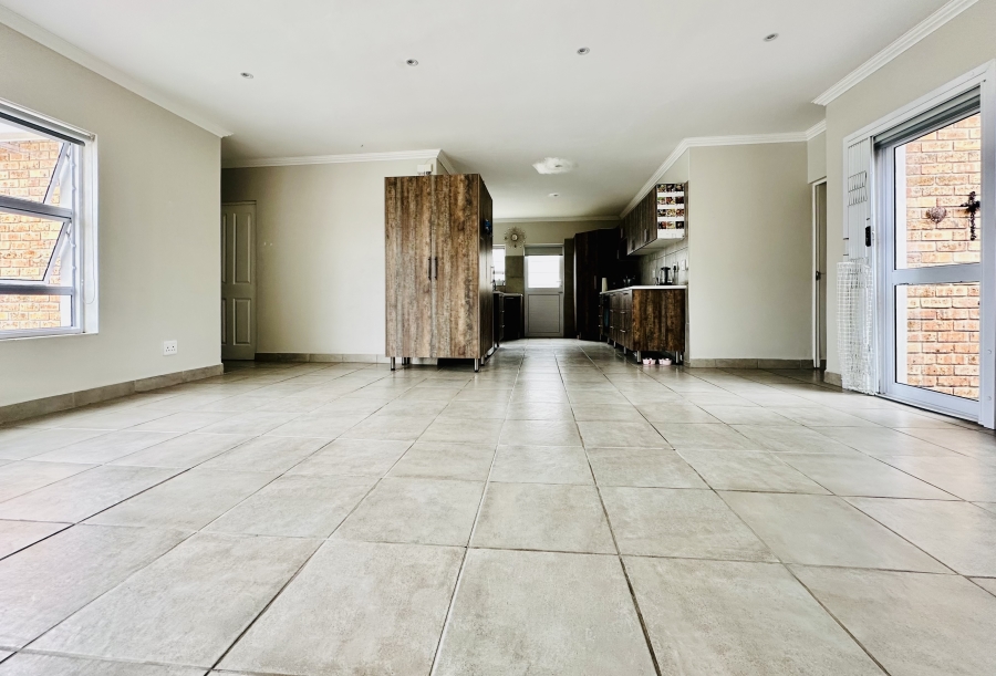 3 Bedroom Property for Sale in De Kelders Western Cape